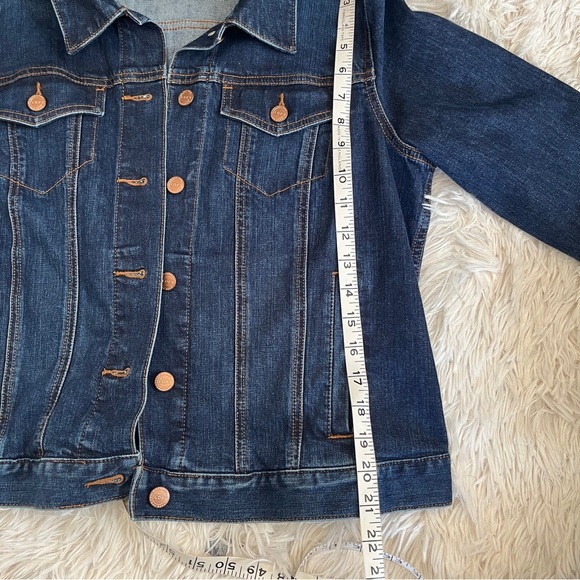 New Ann Taylor LOFT Classic Dark Wash Denim Jacket –Size L (fits M best) - Picture 9 of 11